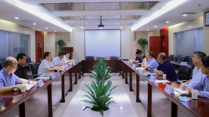 公司與金石投資、中信銀行就基金業(yè)務合作進行座談交流